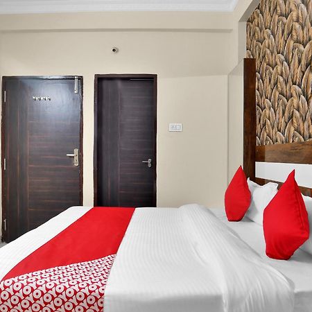 Hotel O Zodiac Indore Buitenkant foto