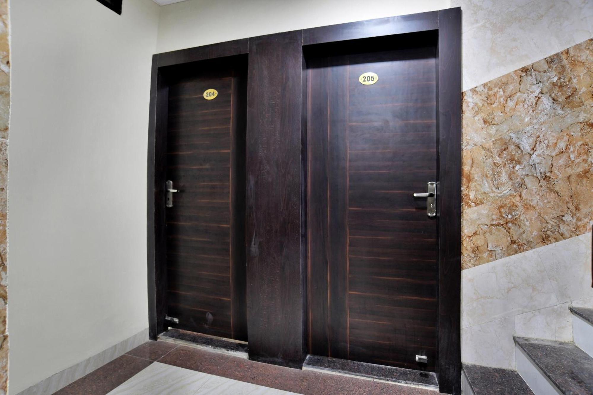 Hotel O Zodiac Indore Buitenkant foto