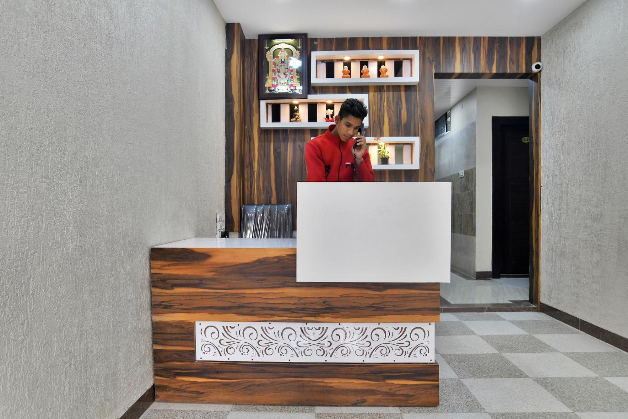 Hotel O Zodiac Indore Buitenkant foto