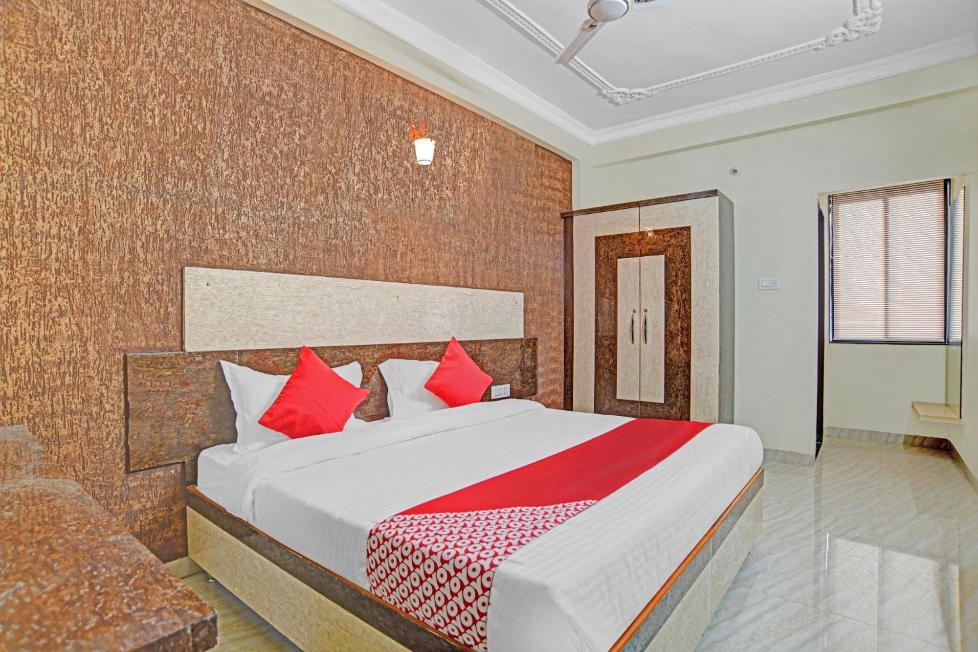 Hotel O Zodiac Indore Buitenkant foto