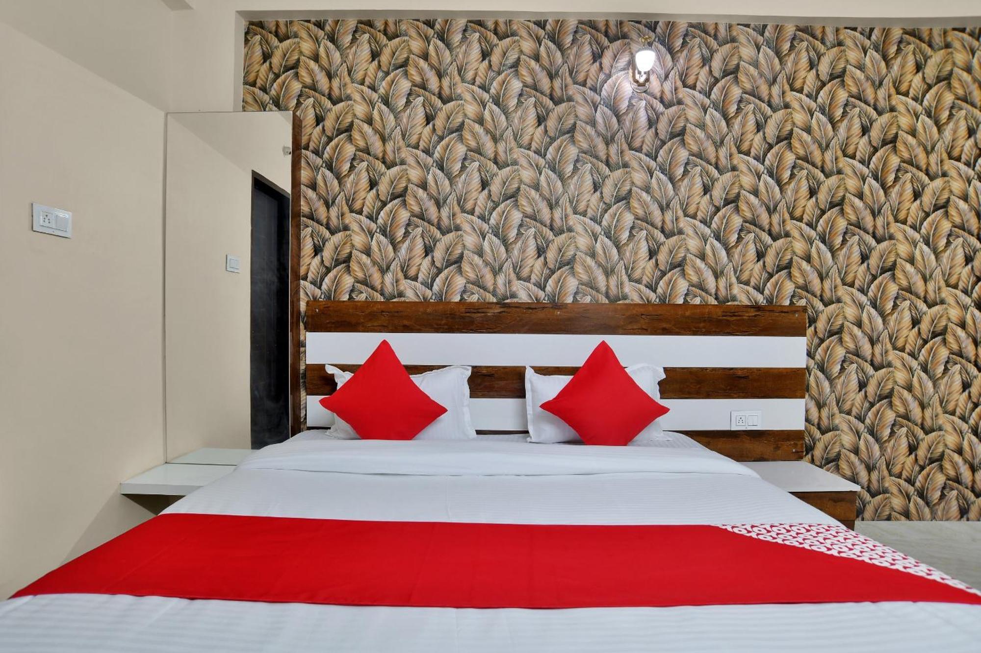 Hotel O Zodiac Indore Buitenkant foto