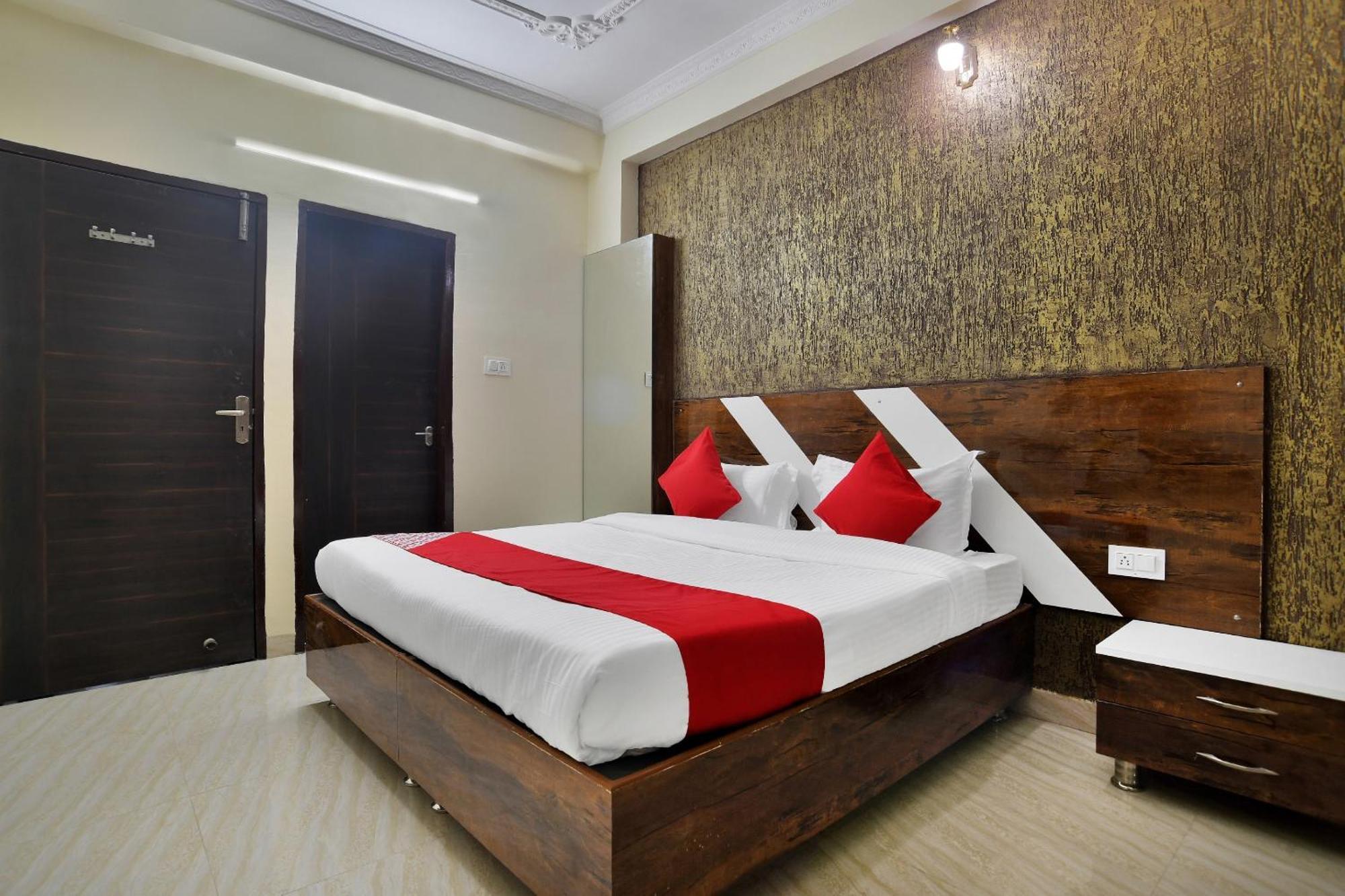 Hotel O Zodiac Indore Buitenkant foto