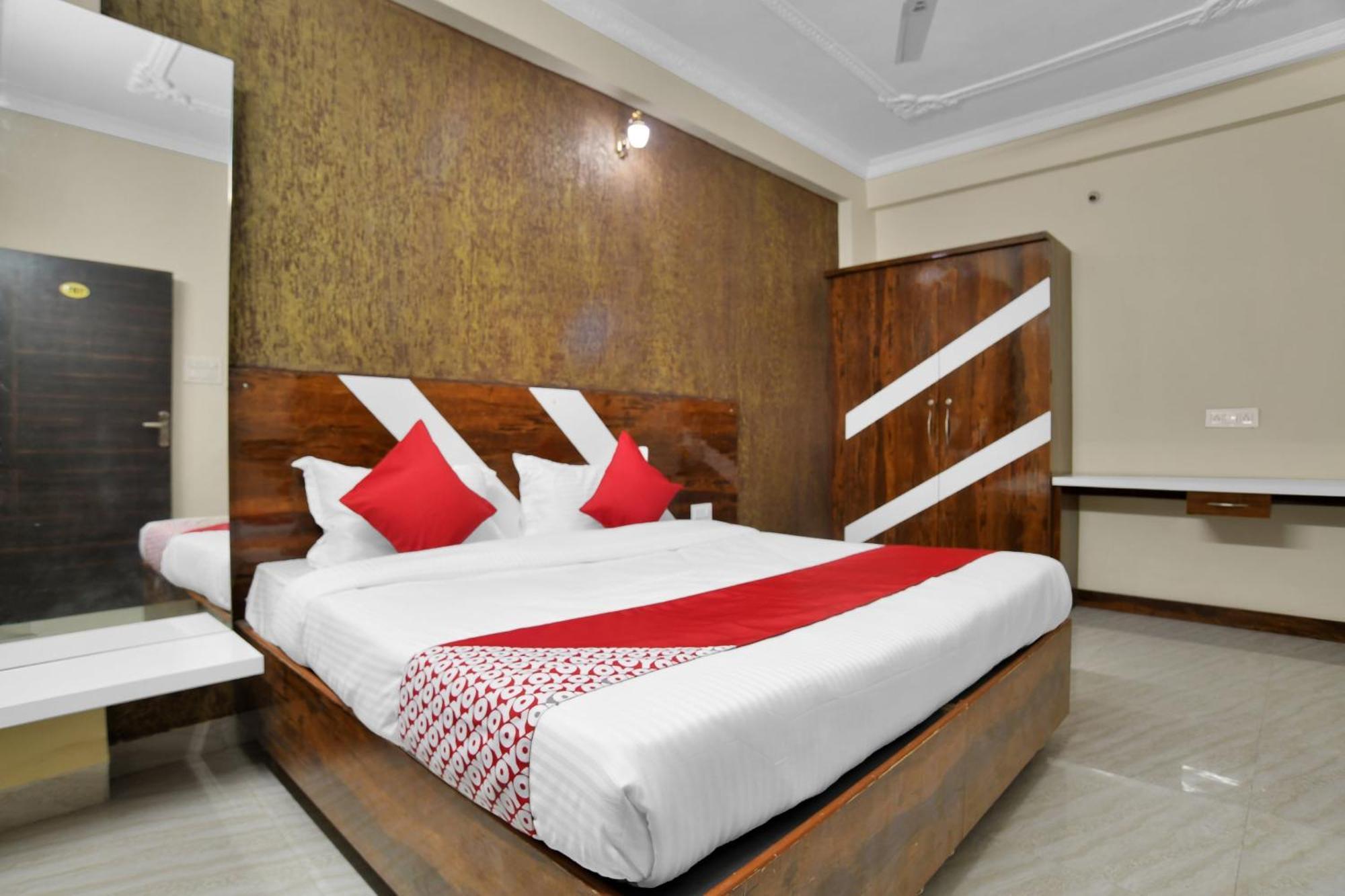 Hotel O Zodiac Indore Buitenkant foto